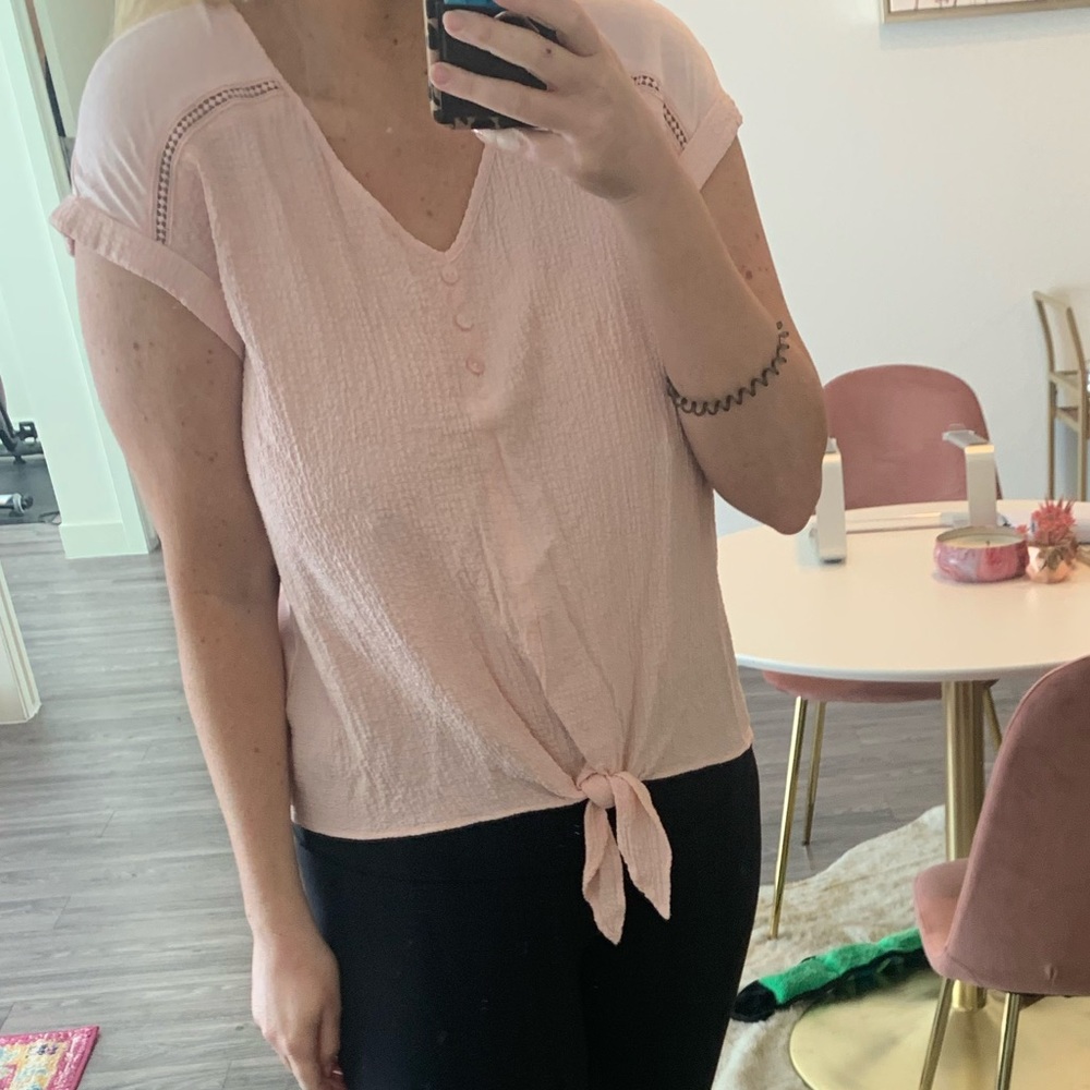 Pink top - Picture 2 of 9